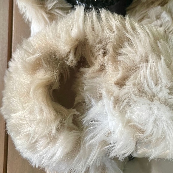 OG Snow Leopard SpiritHoods with Pawkets! (Limited edition no longer made) - Picture 9 of 10